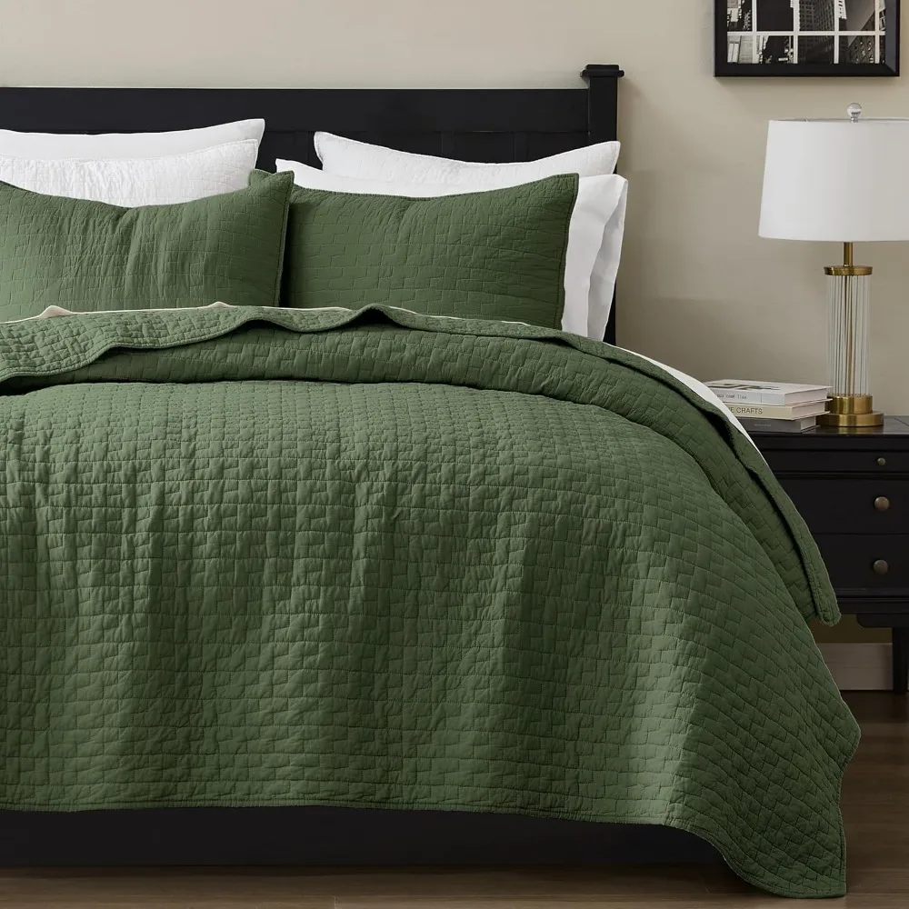 

Cotton Quilt Set in Olive Green for California Cal King Bed with Two Pillow Shams and Oversized Lightweight Spread