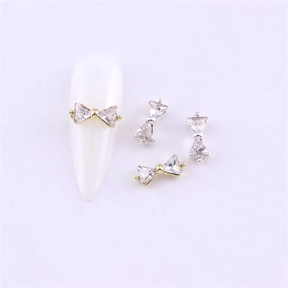 10Pcs Bowtie Nail Alloy Charms Shinny Gold Silver Bow Designer Charms Nails Luxury Rhinestones Metal 3D Manicure Crystal Diamond