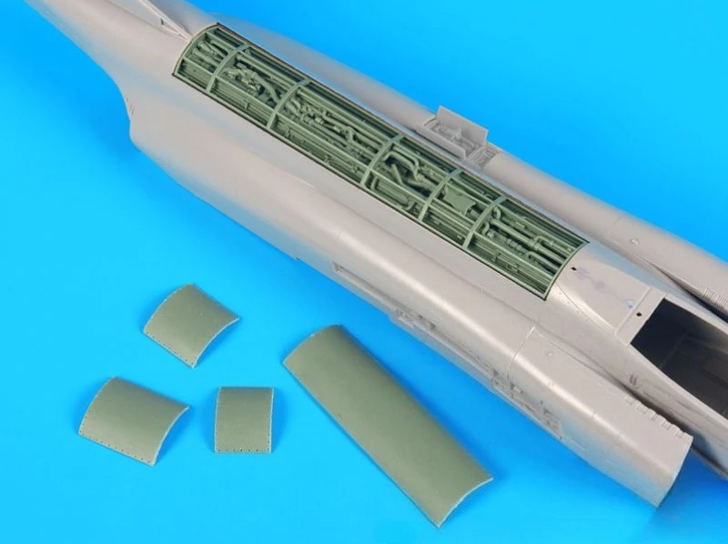 1/48 Scale Die-Cast Resin Aircraft Parts Model Assembled Kit F4J Phantom Spine Electronics Model Unassembled and Unpainted