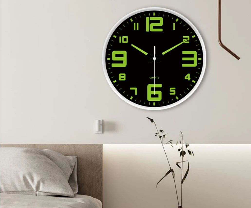 Hole-Free Luminous Wall Clock, 8 Inch Silent Quartz Clock, Modern Decor for Home & Living Room