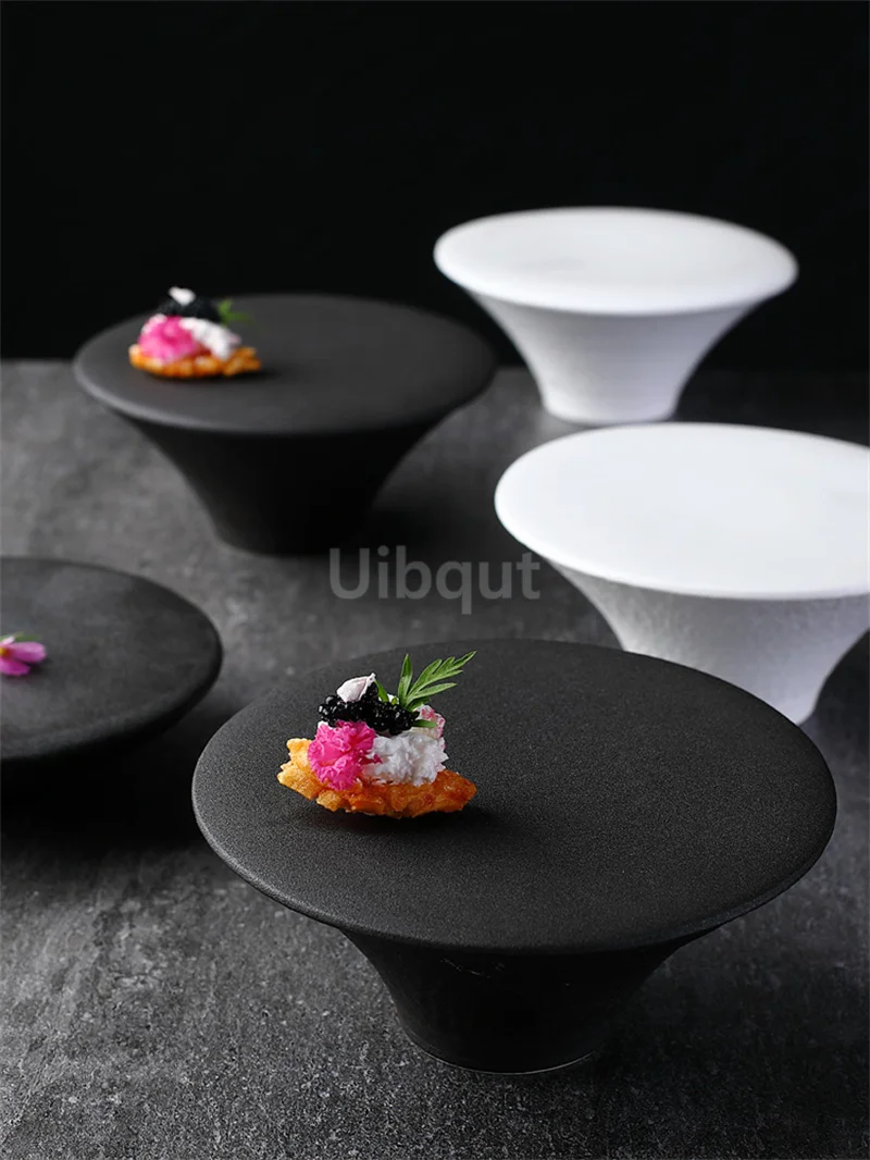 Creative High Foot black white Ceramic Dessert Plate Restaurant Molecular Cuisine Display tray Snack Sushi Dish Tableware