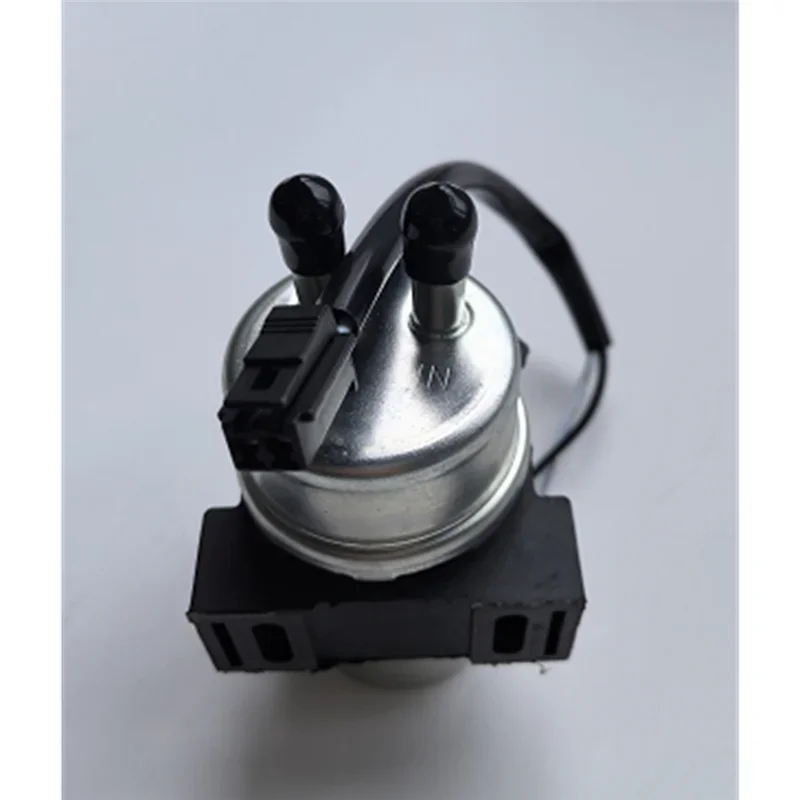 

5KS-13907-01-00 5KS-13907-00-00 Top Motorcycle Fuel Pump Core Moto Parts Oil Pump Fit For YAMAHA XVS1100 V-Star 1100 2005- 2009