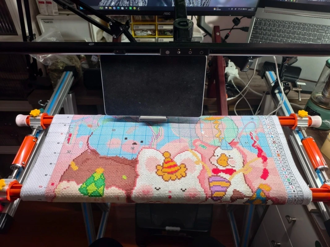 Lvyue Colorful M Frame Embroidery Stand with 4 Slot Press Rod Adjustable Side Bars for Cross Stitch