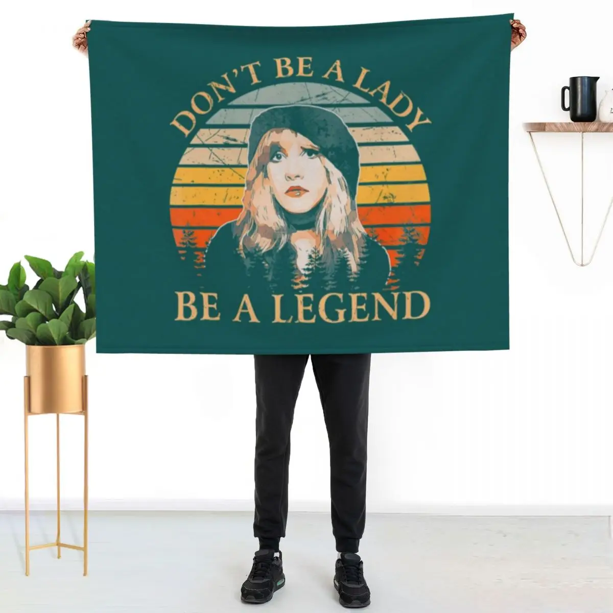 

Stevie Nicks Vintage Stevie-Nicks Rock Band Dont Be Lady - Be a Legend Throw Blanket