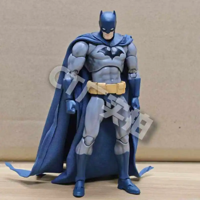 Ct Toys Batman Hush Blue Version Mafex 105 Bat Man Black Version Anime Action Figure Desk Collection Model Statue Gifts Toys - view 3