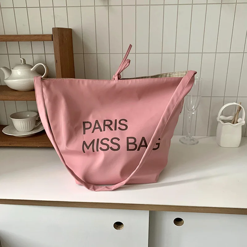 Fotografia 7: Uma bolsa crossbody multicolorida para primavera e verão, uma bolsa para compras, uma bolsa de ombro de grande capacidade para deslocamento
