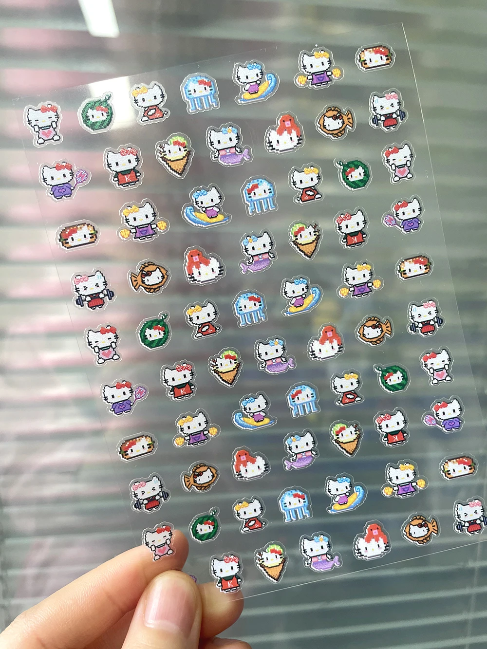 بولي كلوريد الفينيل بكسل صغير الفن نمط مرحبا كيتي بلدي ميلودي كورومي ملصقات مسمار الفن مقاوم للماء لتقوم بها بنفسك جراب هاتف كأس غطاء لوحة المفاتيح ملصقات الهدايا #4