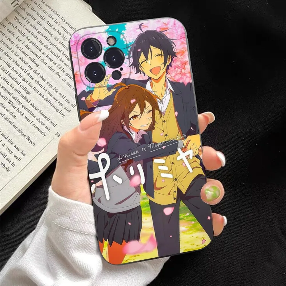 Anime Miyamura Izumi Horimiya Phone Case Silicone Soft For iphone 15 14 13 12 11 Pro Mini XS MAX 8 7 6 Plus X 2020 XR Shell