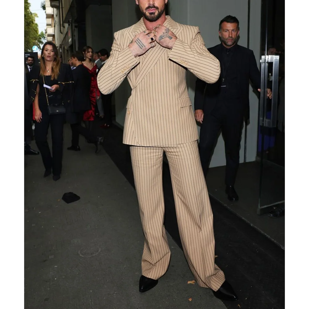 

Мужской костюм в полоску по индивидуальному заказу, новый осенний однобортный повседневный повседневный спортивный костюм с острым лацканом для свадебных банкетных костюмов