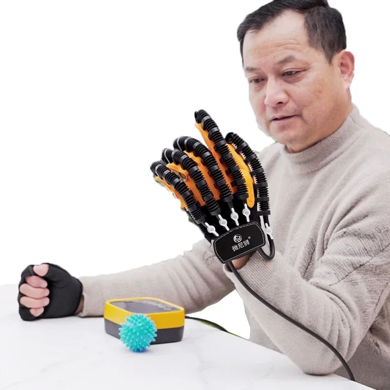 ใหม่ Finger Rehabilitate อุปกรณ์บําบัดการฟื้นฟูสมรรถภาพหุ่นยนต์อัมพาตครึ่งซีก