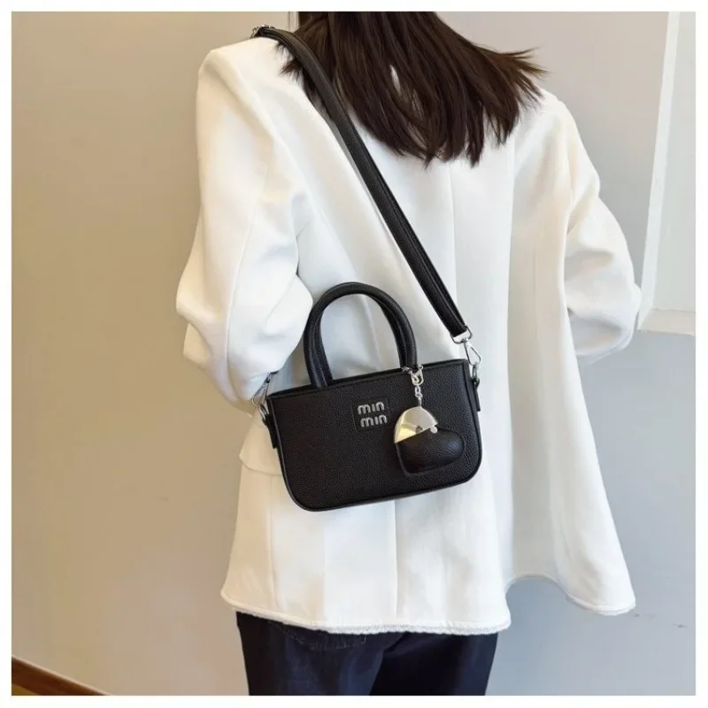 Classic Designer Paris Letter Logo Leather Diaper Bags For Women Stylish Casual Elegant Crossbody Luxury Shoulder Bag