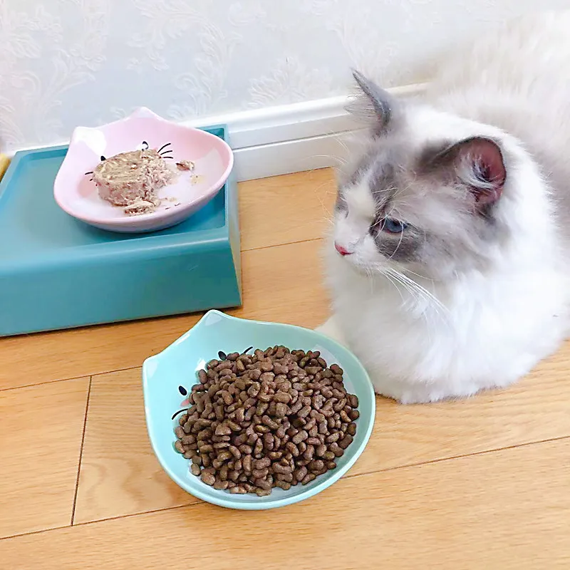 

Креативная миска для милых кошек, мультяшная тарелка, маленькая тарелка в форме блюдца, мини-тарелка для котенка, керамическая кормушка для кошек, противоскользящие товары для домашних животных Comedero
