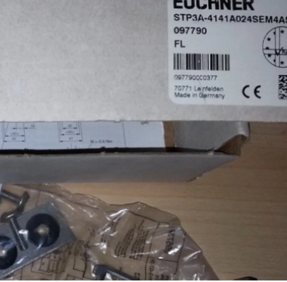 EUCHNER 097790 New security switch STP3A-4141A024SEM4AS1