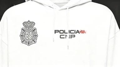 

The National Guard of the Spanish National Security Agency printed hoodies for both men and women in autumn and winter