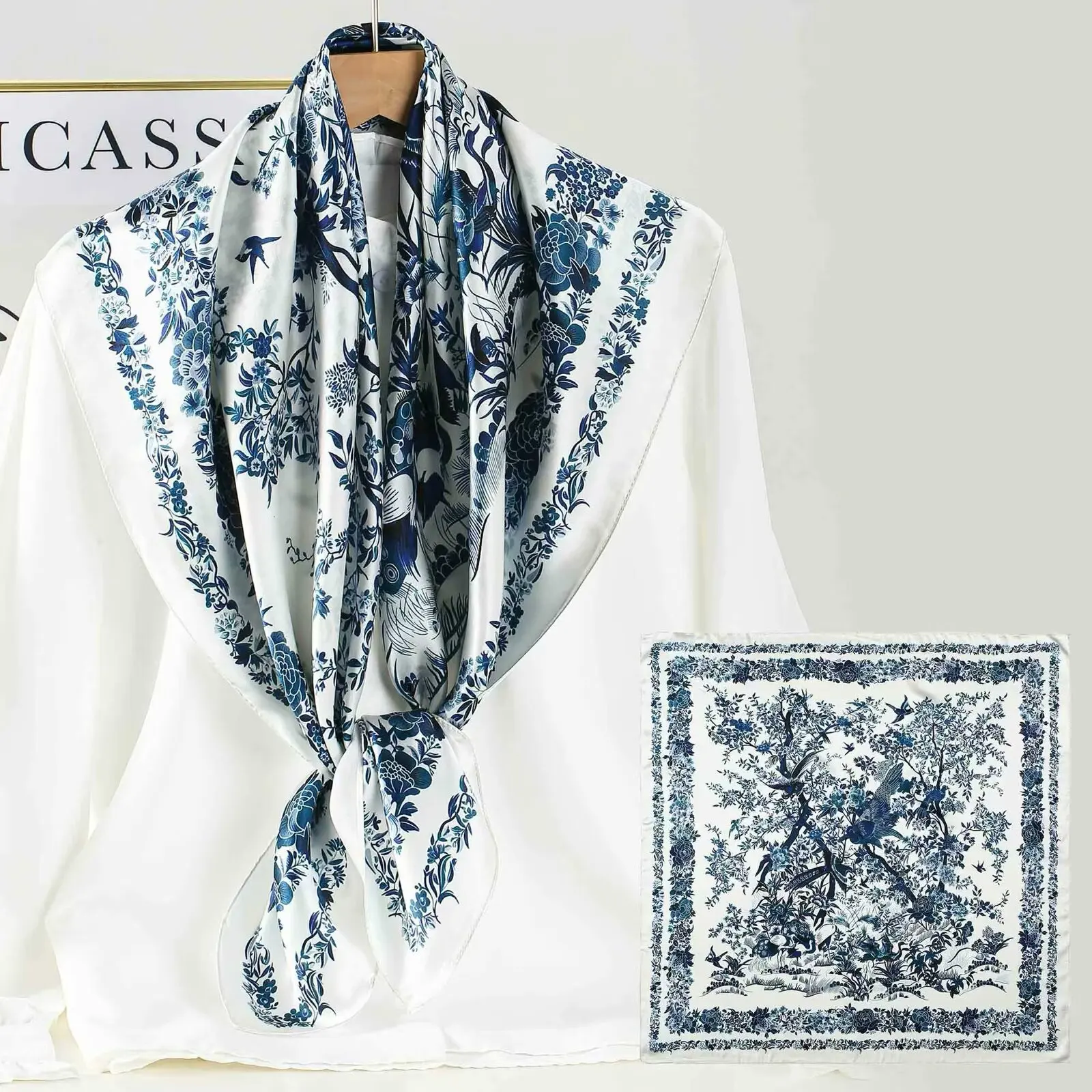 

Cold and Vintage Blue White Porcelain Decorative Scarf Women's All-Match with Shirt Gift