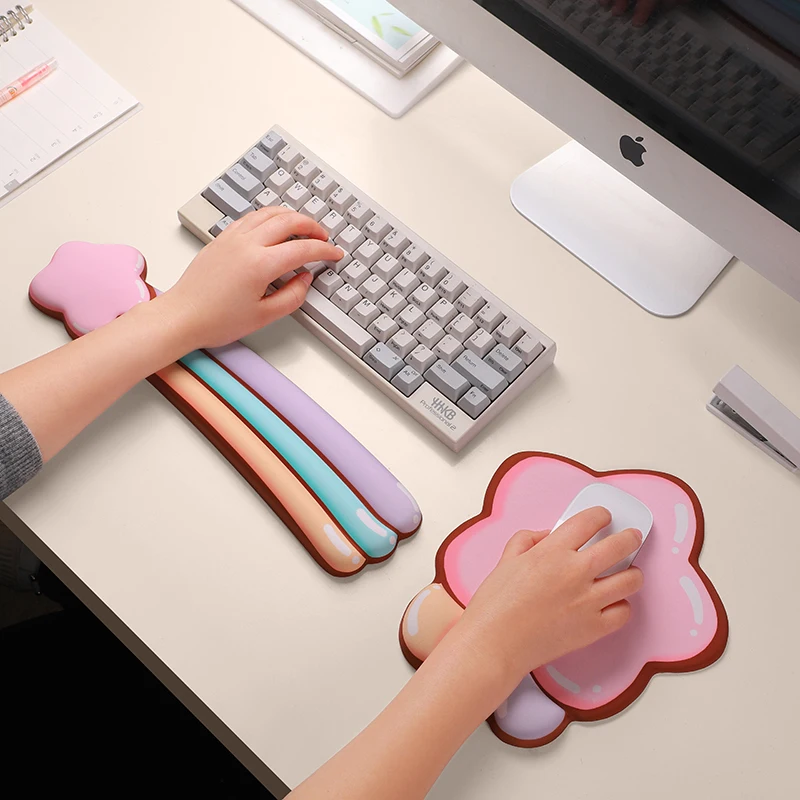 Cute Wrist Rest Mouse Pad Keyboard 3D Cartoon Memory Foam Wrist Pain Relief Mouse Support Pad Anti-Skid Base Computer Mousepad