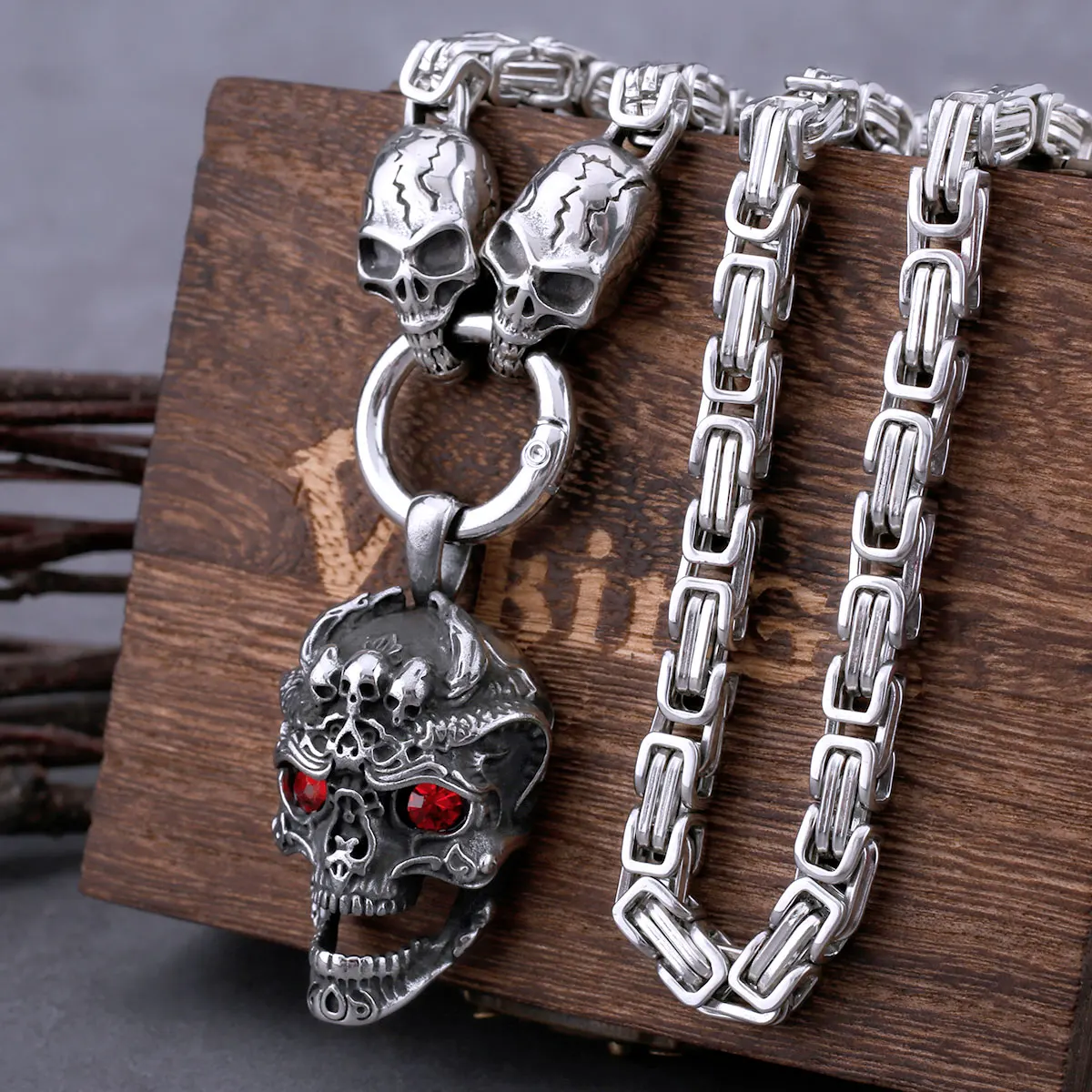 Gothic Red Zircon Inlay Skull Pendant Necklace Men Domineering Stainless Steel Head Necklace Punk Hip Hop Thick Chain Jewelry