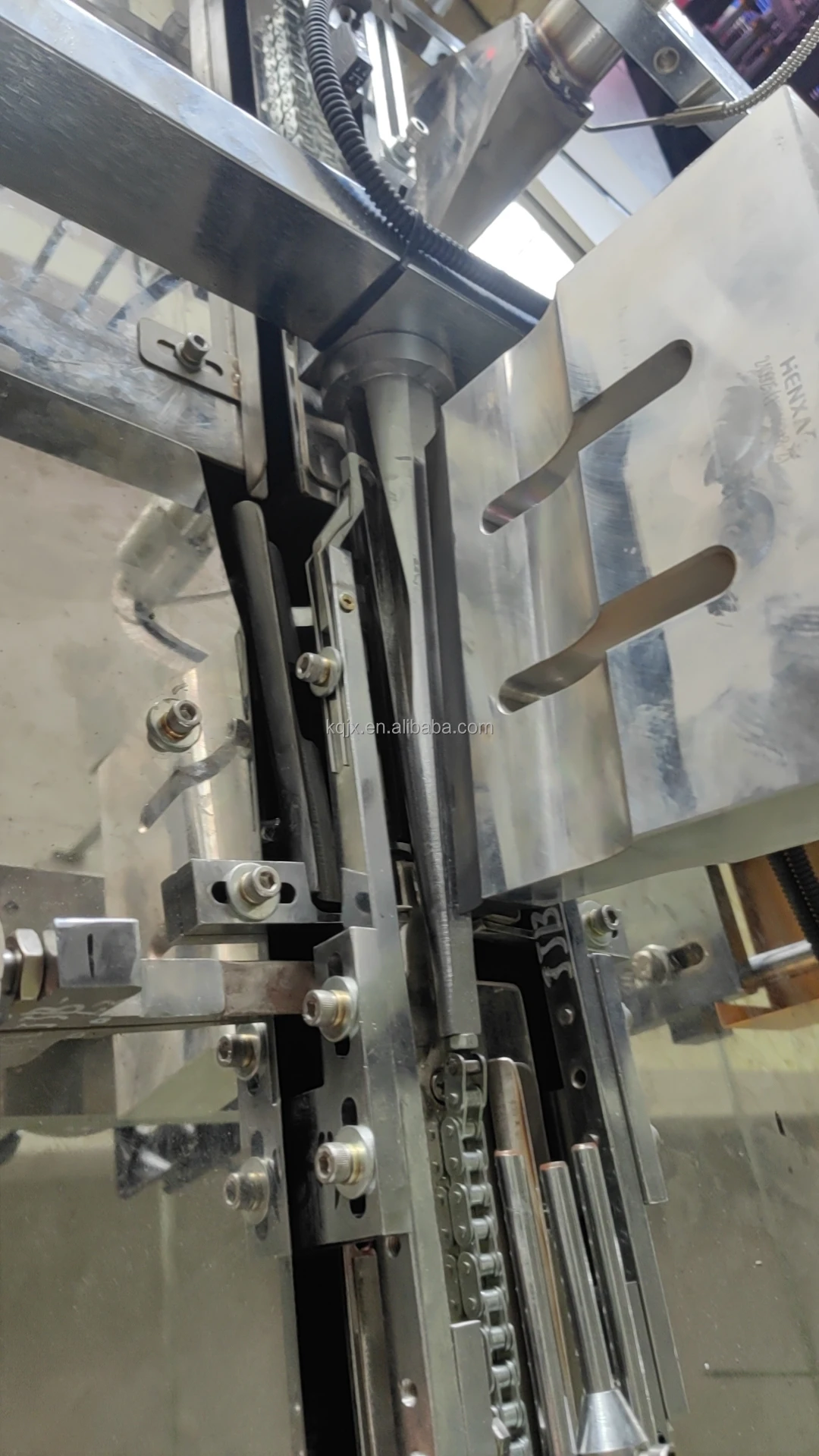 Callipo che forma la linea completamente automatica della macchina per il riempimento di tubi di carta per sorbetti Calippo