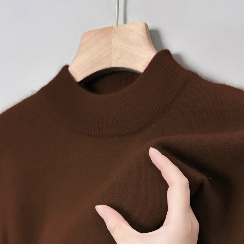 Vendite calde Autunno Inverno Nuovi uomini Collo semi-alto Maglieria a maniche lunghe Colore puro di alta qualità Semplice maglione Pendolarismo Abbigliamento da uomo
