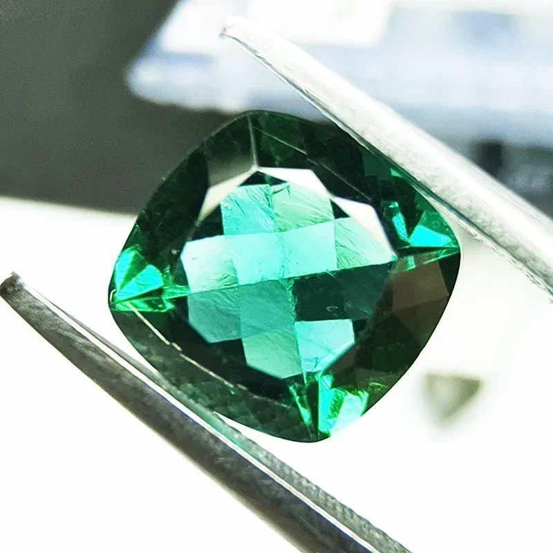 

Lab Grown Zambian Emeralds Hydrothermal Square Cushion Cut Surface with Cracks Inclusions Inside Selectable AGL Certificate