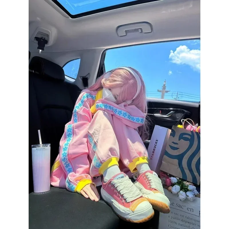 سترة صوفية عصرية فضفاضة فضفاضة لربيع وخريف 2025 من قطعتين بدلة رياضية ترفيهية من الدوبامين للسيدات