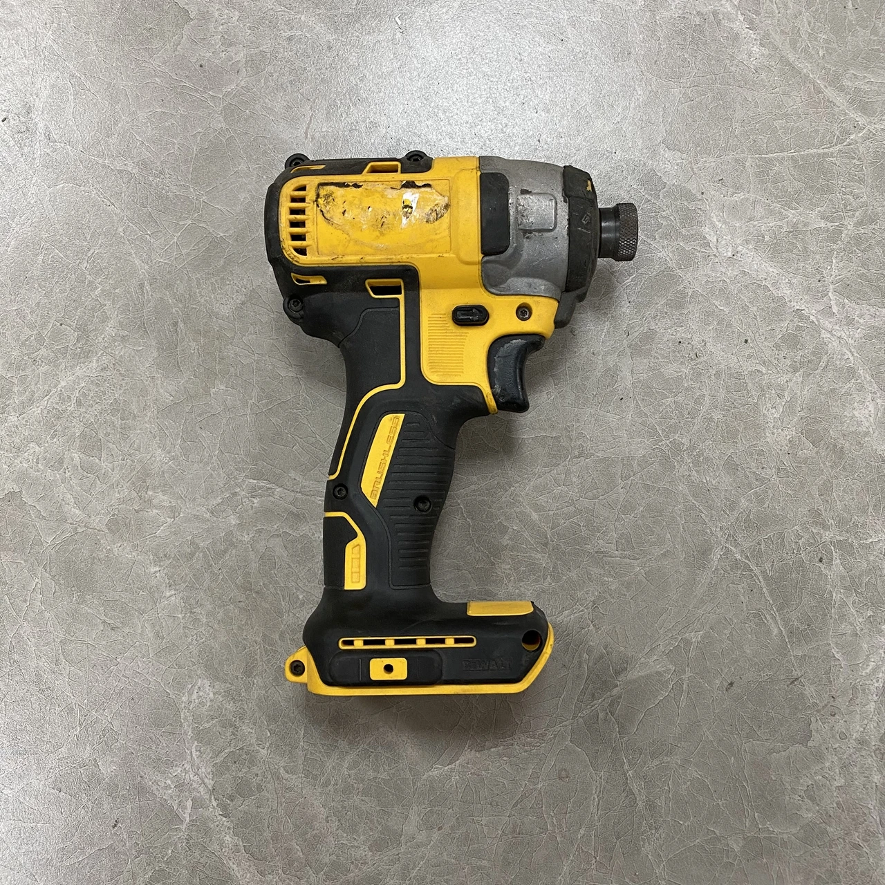 DEWALT DCF886 Handheld Electric Drill Lithium Charging Brushless Maglev Electric Screwdriver - Body Only, Second Hand