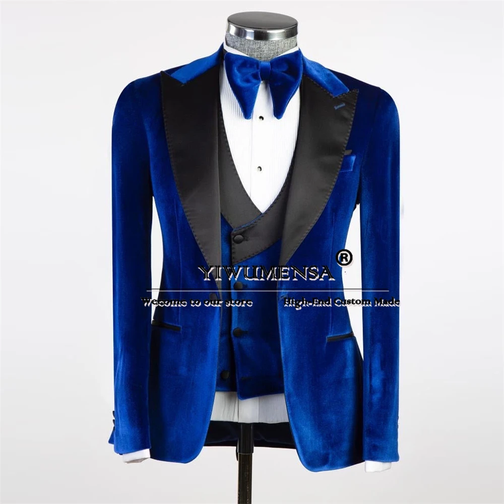 Elegant Men Royal Blue Velvet Suits Black Peaked Lapel Jacket Vest Pants 3 Pieces Formal Party Groom Wedding Tuxedos Tailored