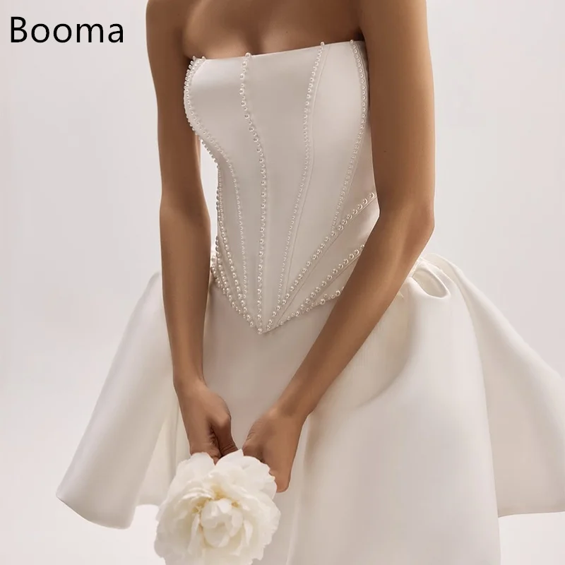 Booma eenvoudige parels strapless mini trouwjurken plooi satijnen korset mouwloze bruidenjurk op maat gemaakt 2025