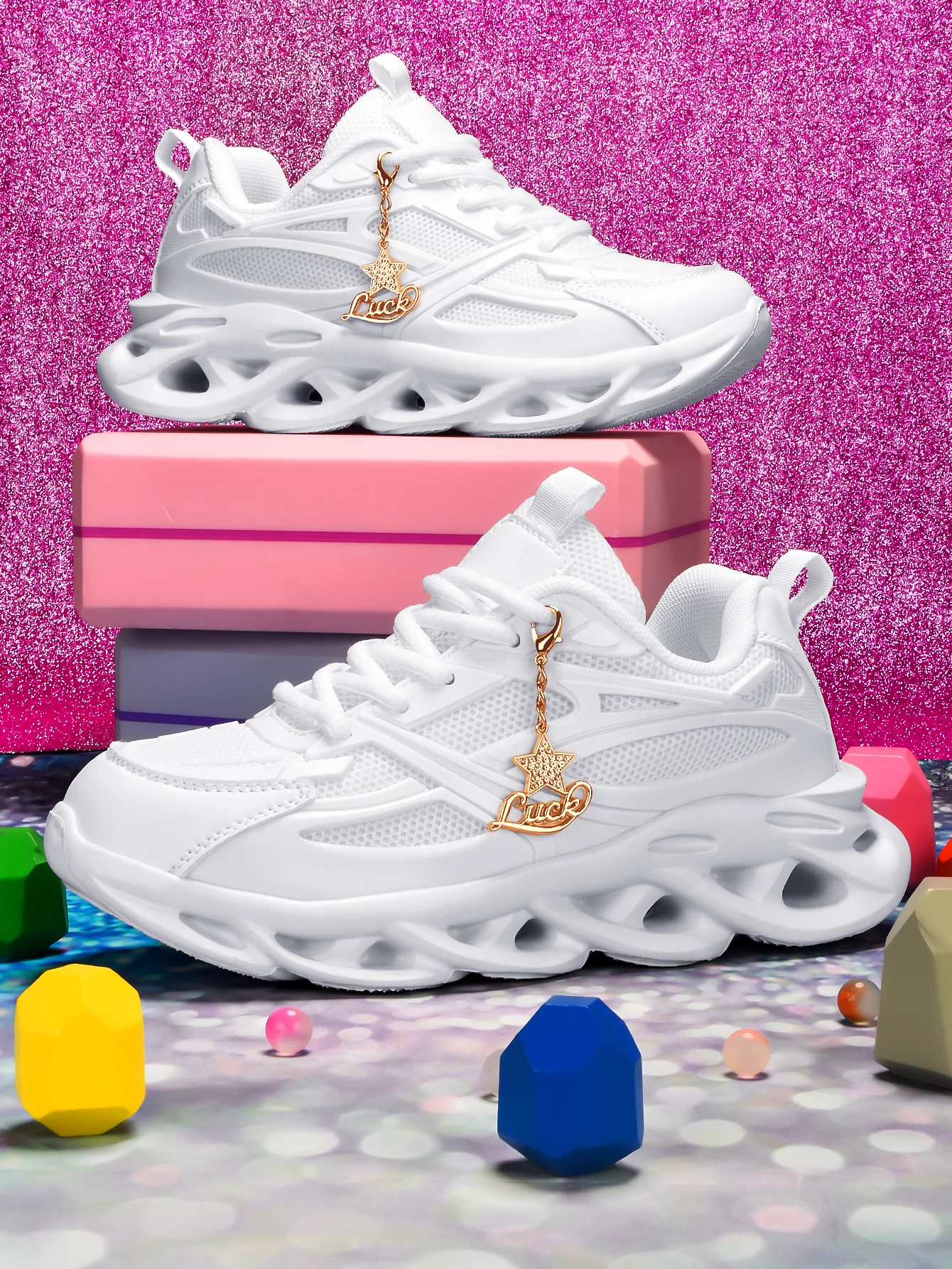 Women's Outdoor Eva Lightweight Thick-Soled Shoes with a 5cm Height Increase, White Vulcanized Shoes, Paired with a Detachable Rhinestone Five-Pointed Star Gold Luck Charm, Suitable for Running and Fitness, All-Season Sports Shoes