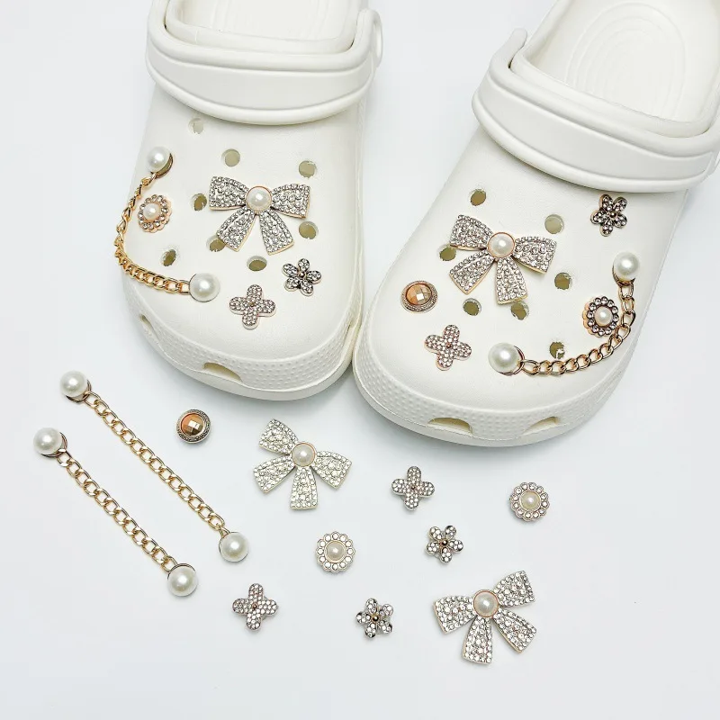 Diamond Pearl Chain Bow DIY Shoe Charms For Clogs Bubble Slides Sandals Removable Shoe Decorations Accessories Christmas Gift