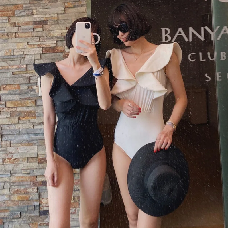 Korean Style Sexy V Neck Backless Solid Swimwear Women One Piece Swimsuit 2022 Beach Bikini Slim Monokin Ruffled Bikini Set