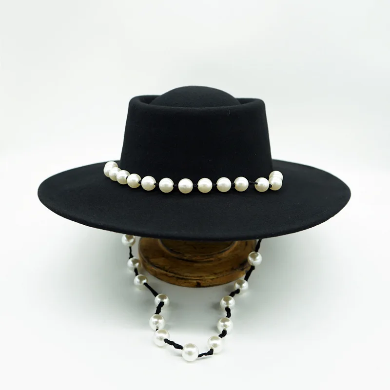 

Women Black Fedora Hat Pearls Band Chain Wool Felt Ladies Classical Church Hat Wide Brim Panama Hat for Cocktail Party Wedding