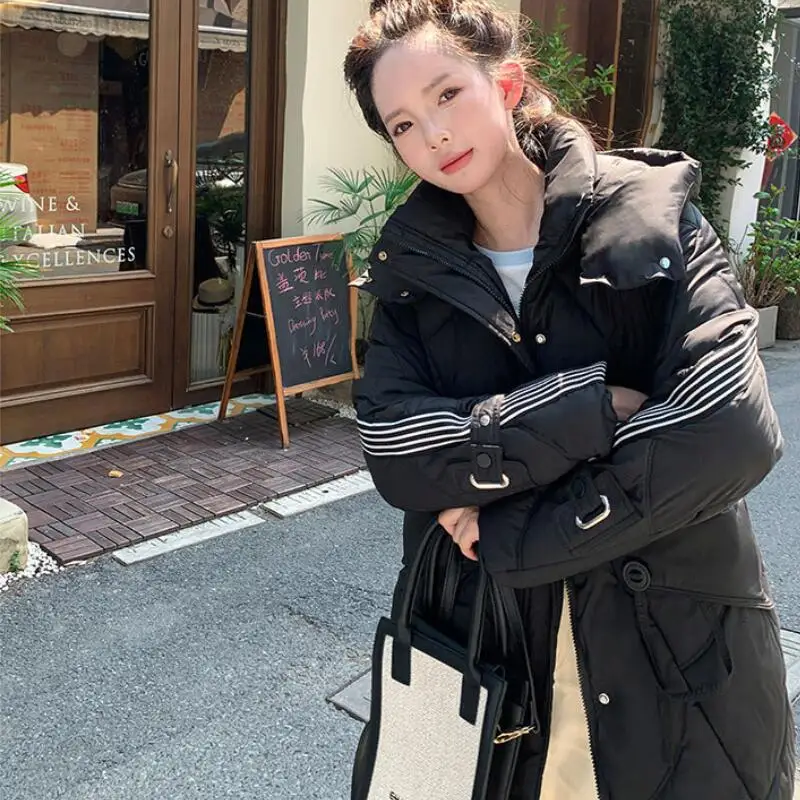 

2025 New Winter Fashion High End Women Mid To Long Length Cotton Jacket with Striped Patchwork Stylish Cuffs Warm Cotton Jacket
