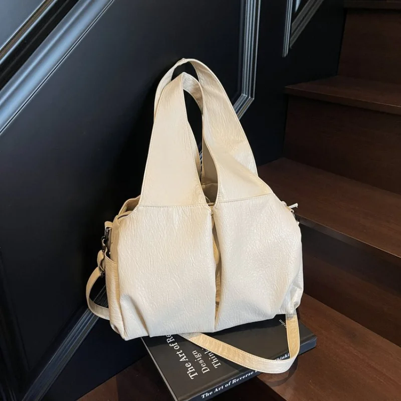 

Durable Messenger Bag Ladies, Premium Leather Handbag, Popular Classic Elegant Style For Professionals