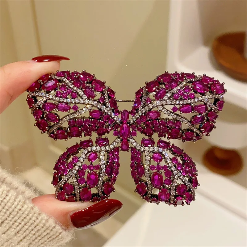 

Mysterious Rose-red Corundum Retro Large Butterfly Brooches for Women Men Clothing Accessories Pins Fashion Insect Pin Buckle