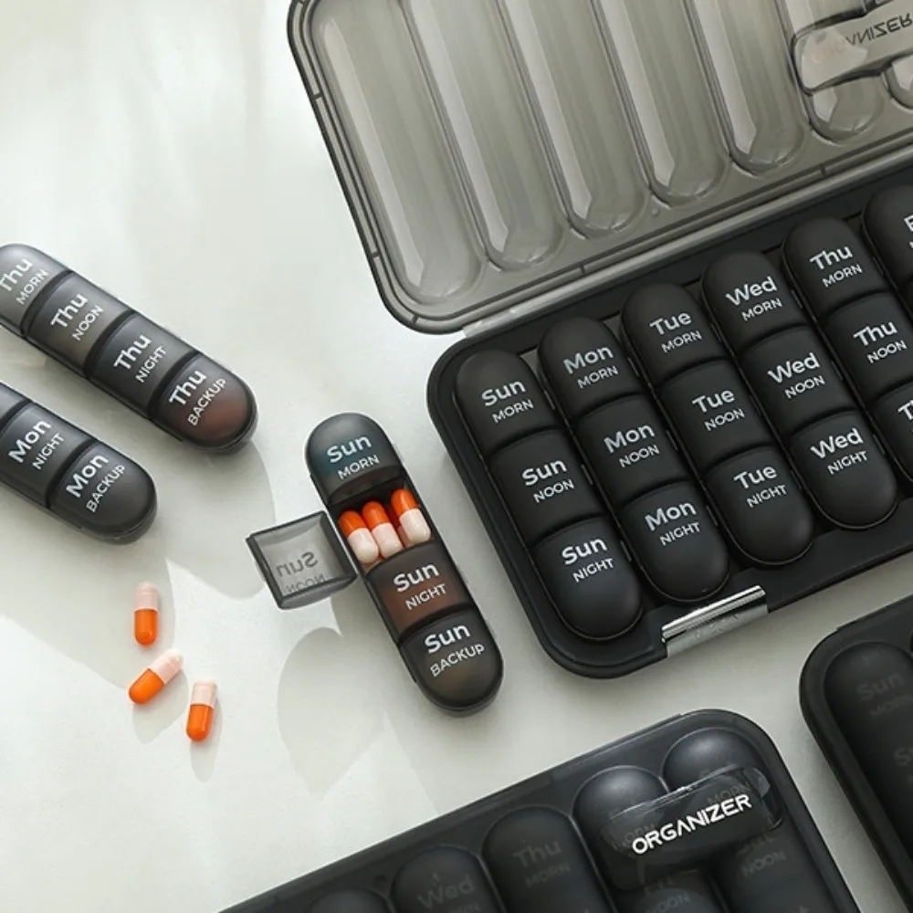 

21/28 Grids 7-Day Pill Box Sealed Large Capacity Weekly Pill Organizer Waterproof Damp-proof Travel Pill Case Elderly Care