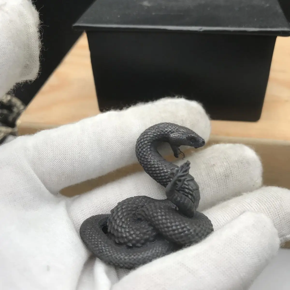 

Solid Brass Serpent Statue, Antique Coiled Snake Figurine with Realistic Scales, Miniature Animal Decor for Desk Zen Home