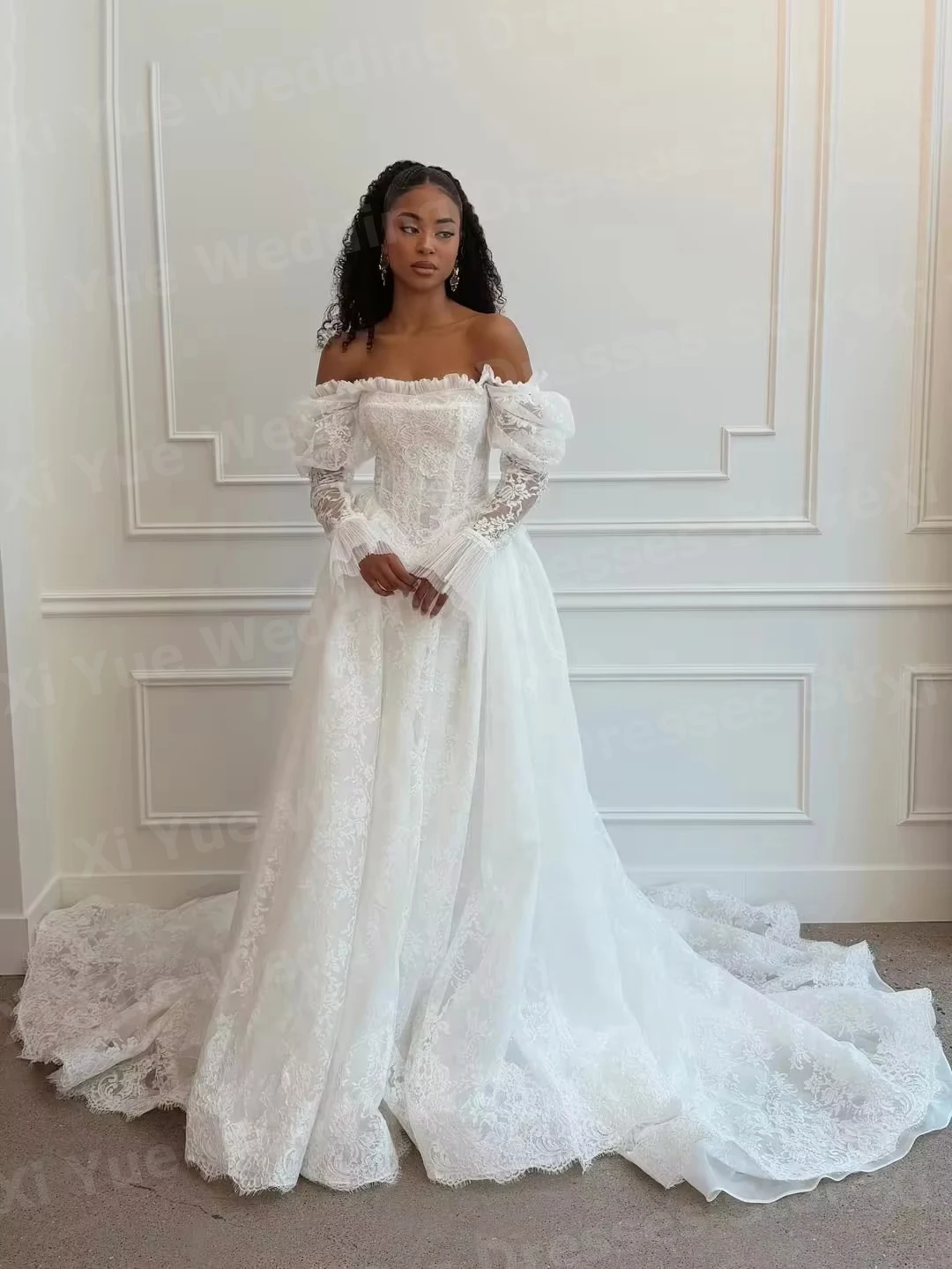 Luxurious A Line Women's Lace Long Sleeve Wedding Dresses Vestido De Novia Off Shoulder Bride Gowns Customized Robe De Mariée