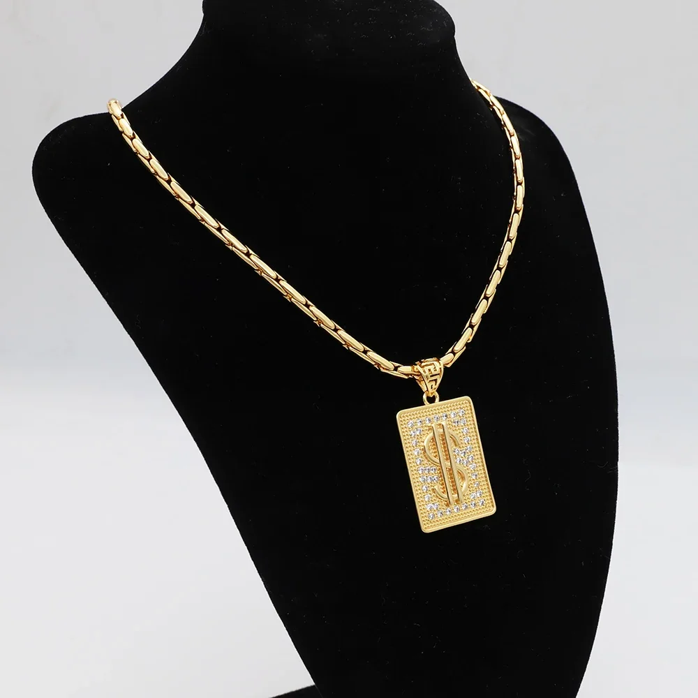 

2025 Новый тренд Time is Money Dollar кулон ожерелье Iced Out Bling кубический циркон Шарм Мужчины Женщины Мода Хип-хоп Подарки Ювелирные изделия