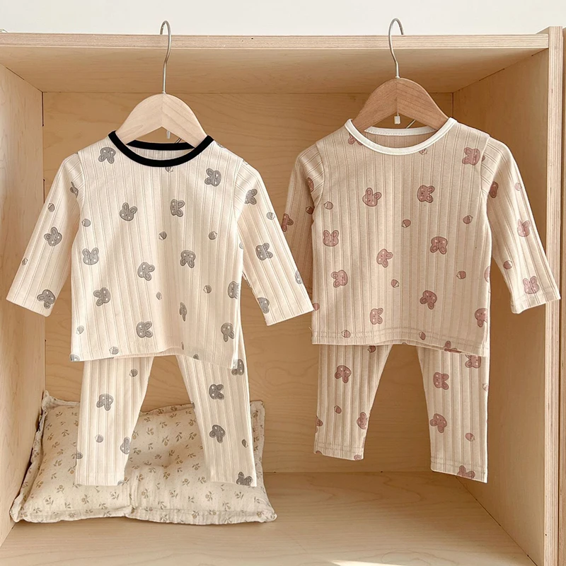 

Baby Boys Girls Suit Leisure Wear Kids Baby Girls Boys Clothes Long Sleeve Cartoon Printing T-shirt + Pants Pajamas Clothes Set