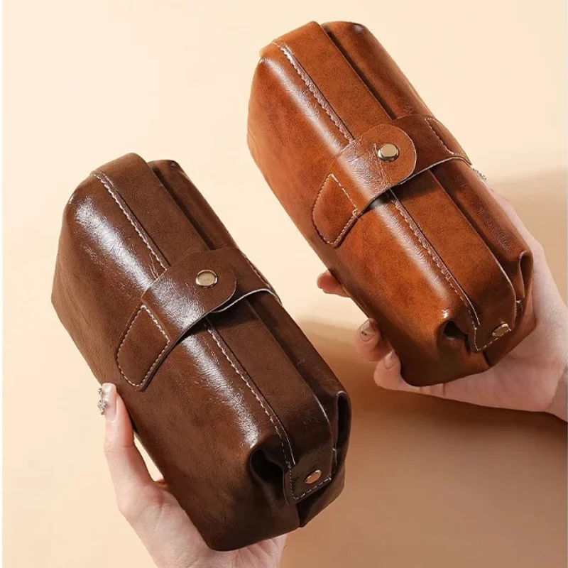 Bolsa de Cosméticos de Luxo em Couro PU Vintage, Grande Capacidade, Bolsa de Armazenamento para Pincéis de Maquiagem, Bolsa de Viagem Portátil para Mulheres