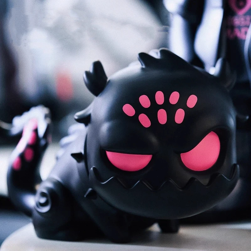 Autêntico em Estoque: Boneco Mr. Bone-400% Dirty Silk Dragon Vermelho e Preto em Vinil, Estilo Masculino, Edição Limitada, Presente Surpresa