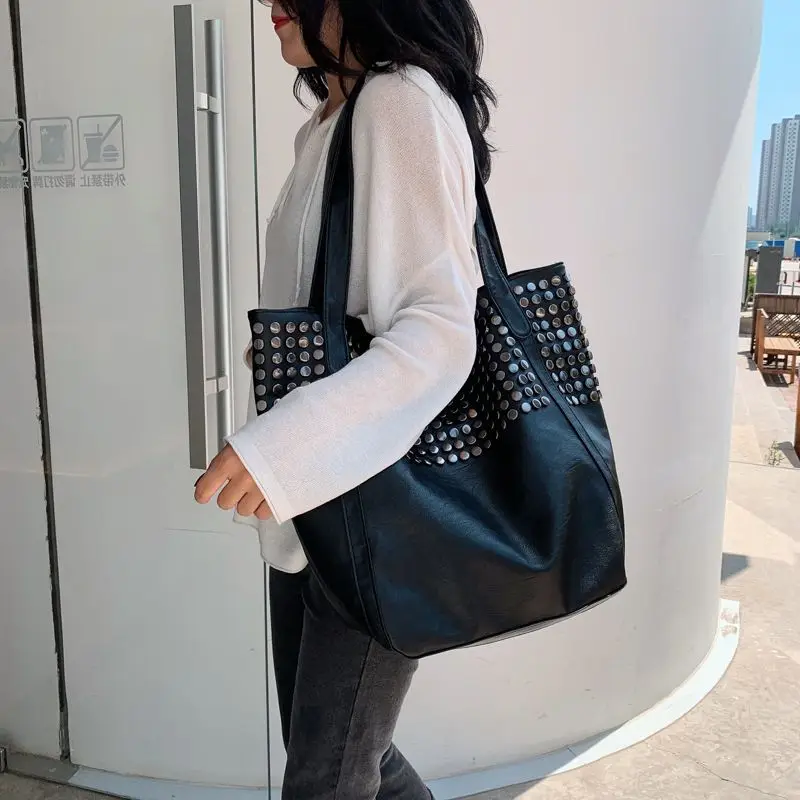 

Elegant Handbag for Women 2025 New Korean Fashion Large Capacity Versatile Hand-held Shoulder Tote Bag