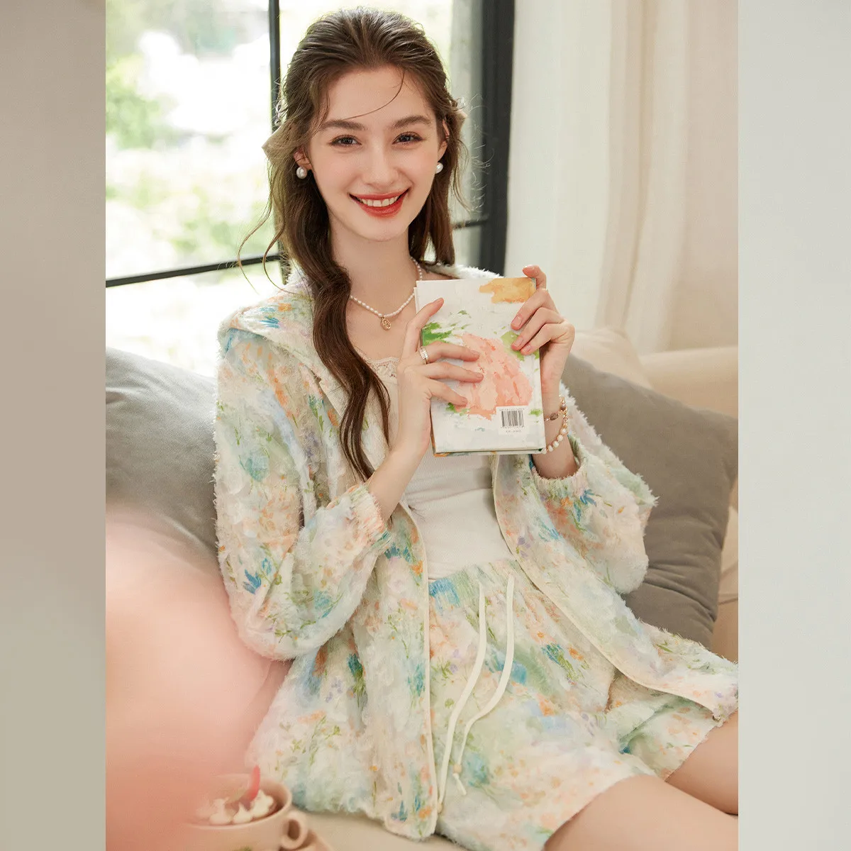 LOUIS YAO Women's Set 2026  Spring and Autumn Casual Set Printed Hooded Two-Piece Set  Loose Long Sleeve Coat & Short Pants