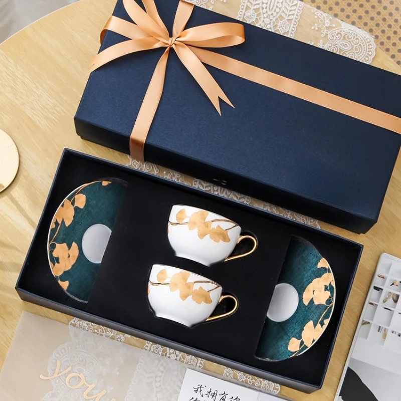 

European-style High-grade Bone China Coffee Cup Set Family Exquisite Ceramic Coffee Cups and Saucers Gift Box Souvenir Tableware