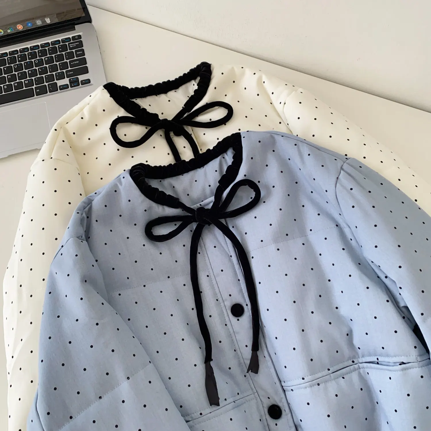 SINGREINY Polka Dot Cotton-Padded Short Jacket Korean Lace Up Drawstring Pocket 2026 Winter Ladies Preppy Style Warm Thick Coat