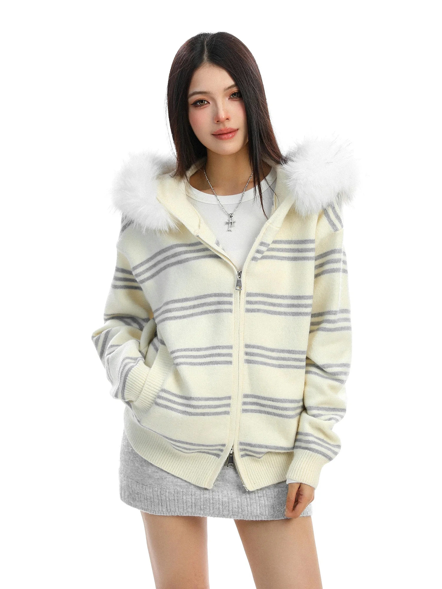 

Мягкий уютный полосатый женский вязаный свитер с капюшоном, осенне-зимняя свободная верхняя одежда в корейском стиле, для повседневной носки, с длинными рукавами