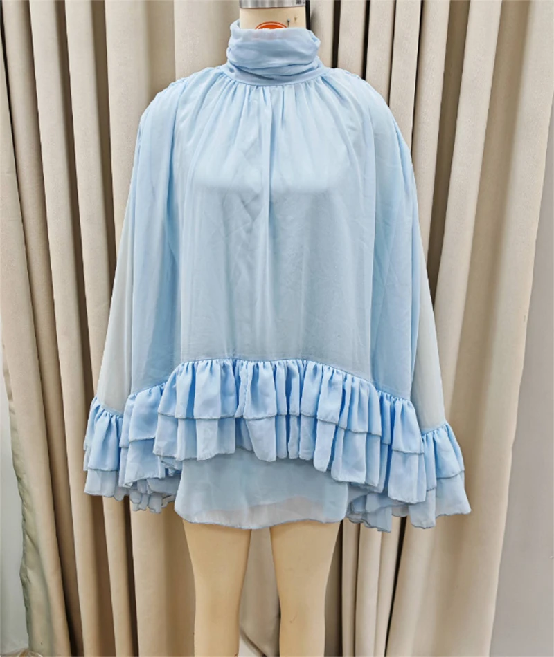 KEANKETIAN 2025 Novo vento de férias em camadas estilo capa mini vestido azul claro feminino gola batwing manga vestidos de chiffon