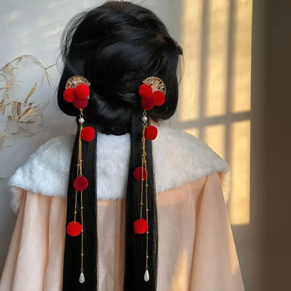 

Pearl Chinese Style Ancient Hairpin Red With Tassel Chinese New Year Side Clip Fuzzy Ball Hanfu Hair Clip Spring Festival