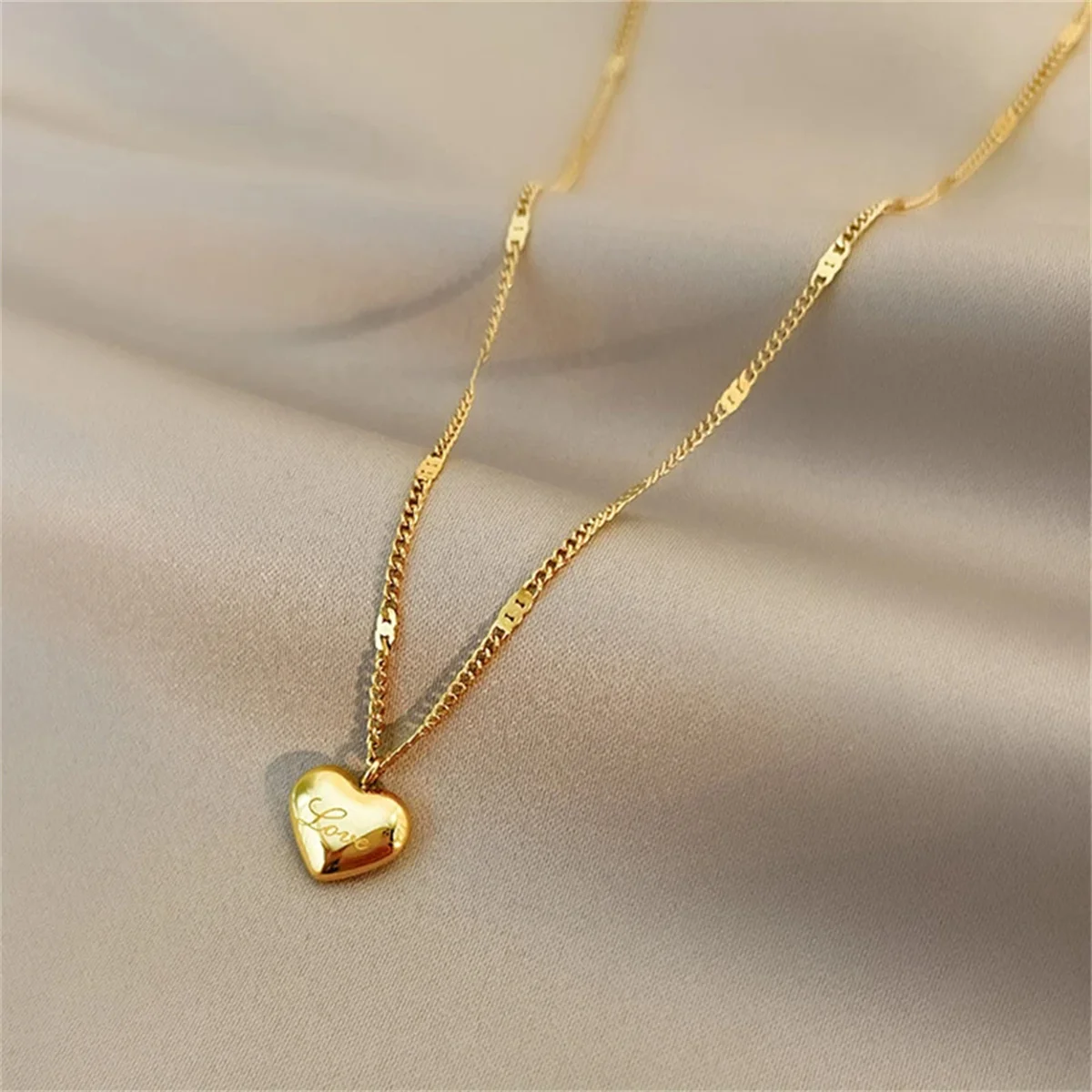 316L Stainless Steel Gold Color Love Heart Necklaces For Women Chokers Trend Fashion Festival Party Gift Jewelry